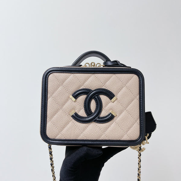 Chanel filigree beige online black