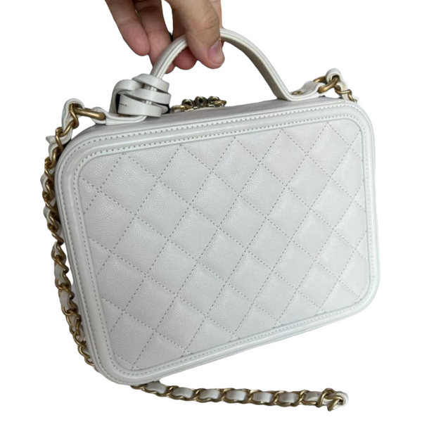 Chanel vanity 2025 case white