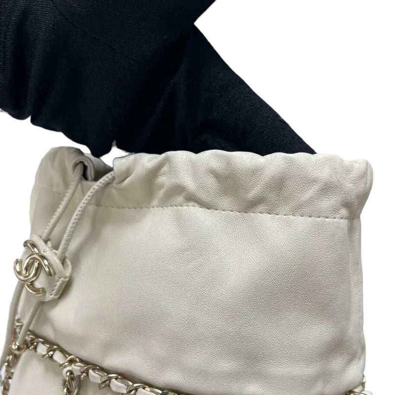 Chain Bucket Drawstring Lambskin White GHW