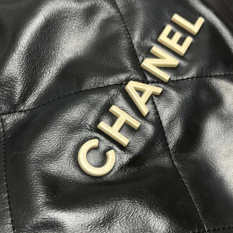 Chanel 22 Small Shiny Calfskin Quilted Black GHW