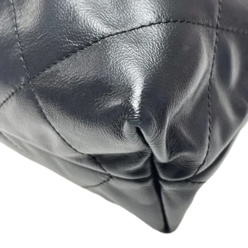 Chanel 22 Small Shiny Calfskin Quilted Black GHW