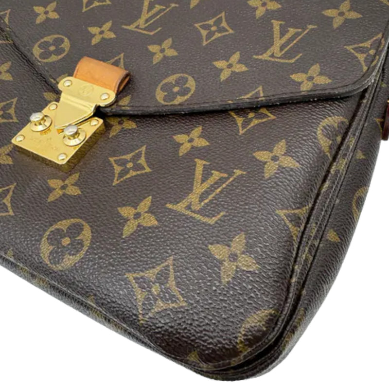 Pochette Metis Monogram Brown GHW