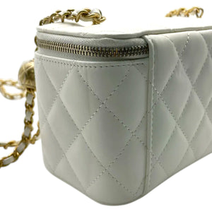 Vanity Case With Chain Pearl Crush Small Lambskin White GHW