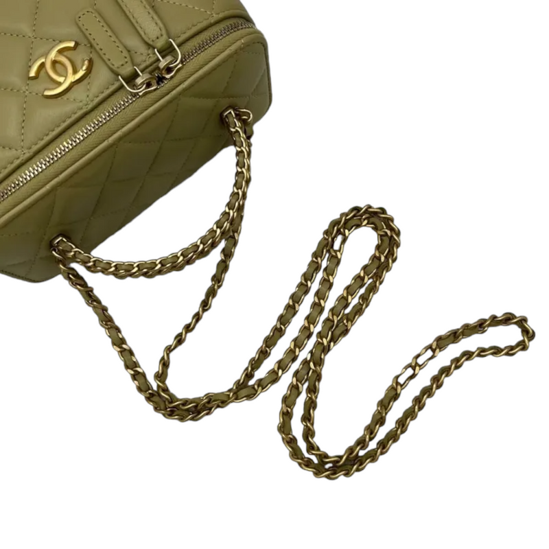 Lambskin Small Chain Top Handle Vanity Case Avocado Green GHW