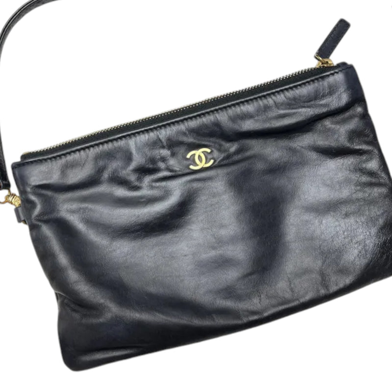 Chanel 22 Small Shiny Calfskin Quilted Black GHW