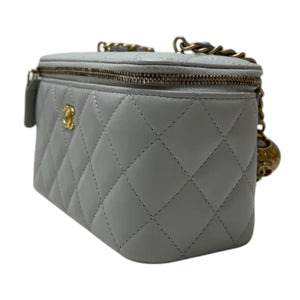 Pearl Crush Vanity Case With Chain Small Lambskin Light Grey GHW