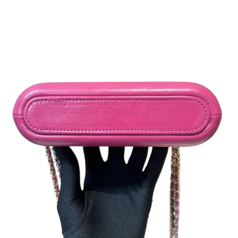 Gabrielle Clutch With Chain Aged Calfskin Pink MHW