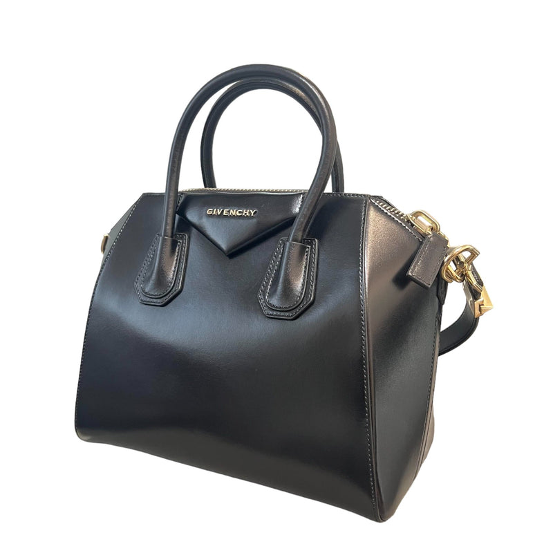 Antigona Medium Shiny Calfskin Black GHW