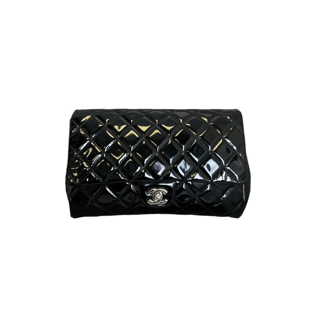 Clutch with Chain Flap Patent Quilted Black SHW