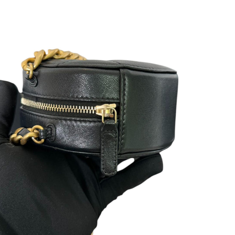 19 Round Clutch With Chain Mini Lambskin Black MHW