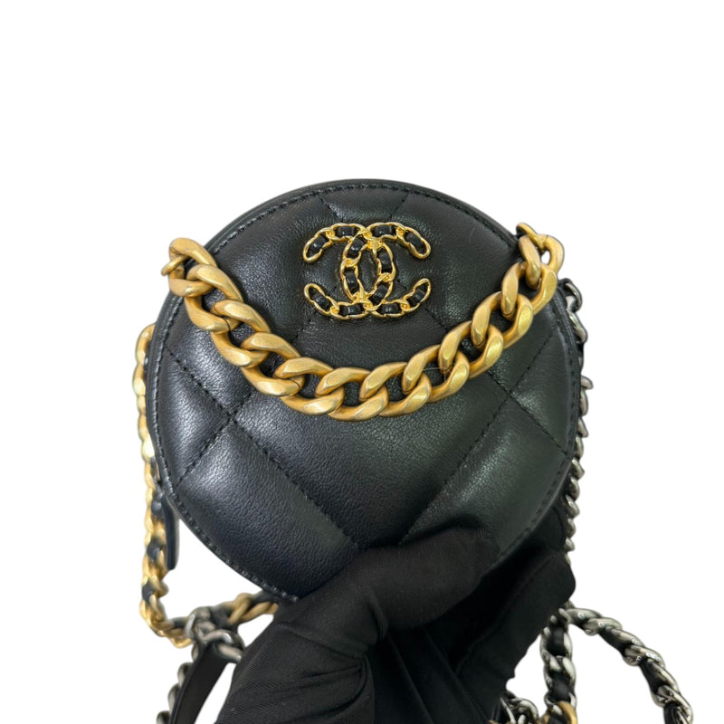 19 Round Clutch With Chain Mini Lambskin Black MHW