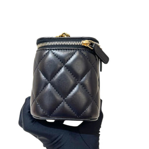 Vanity Case With Chain Lambskin Quilted Black GHW