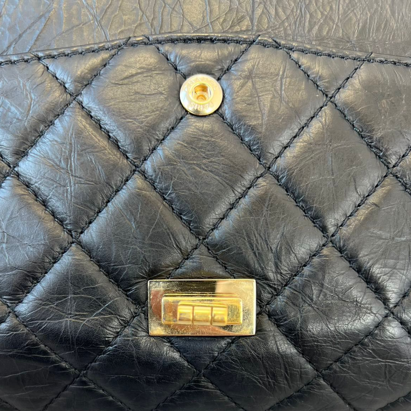 Chanel 2.55 Shoulder bag 383676