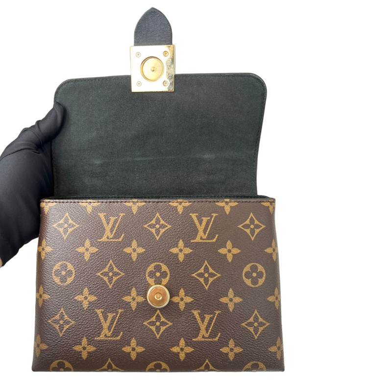 Monogram Locky BB Black GHW