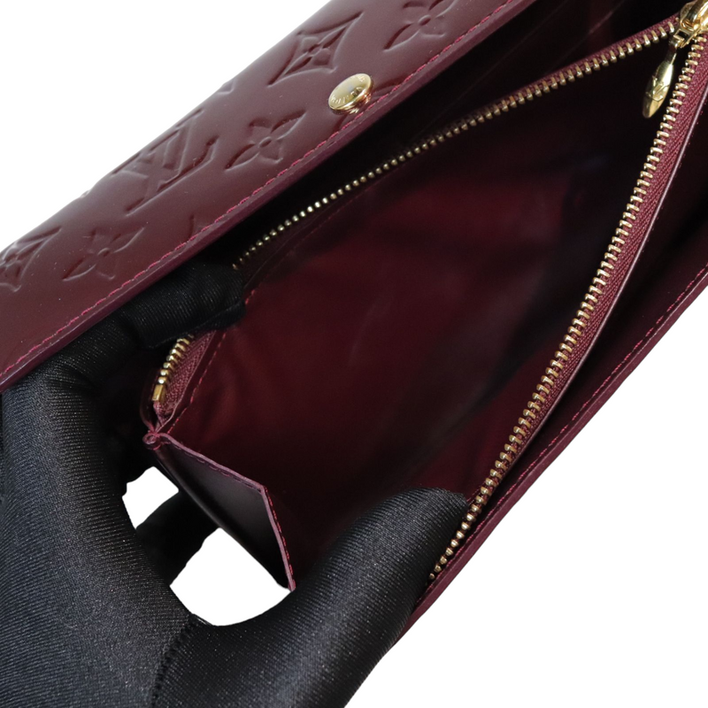 Louis Vuitton Red Monogram Vernis Sweet Zippy Wallet Purple