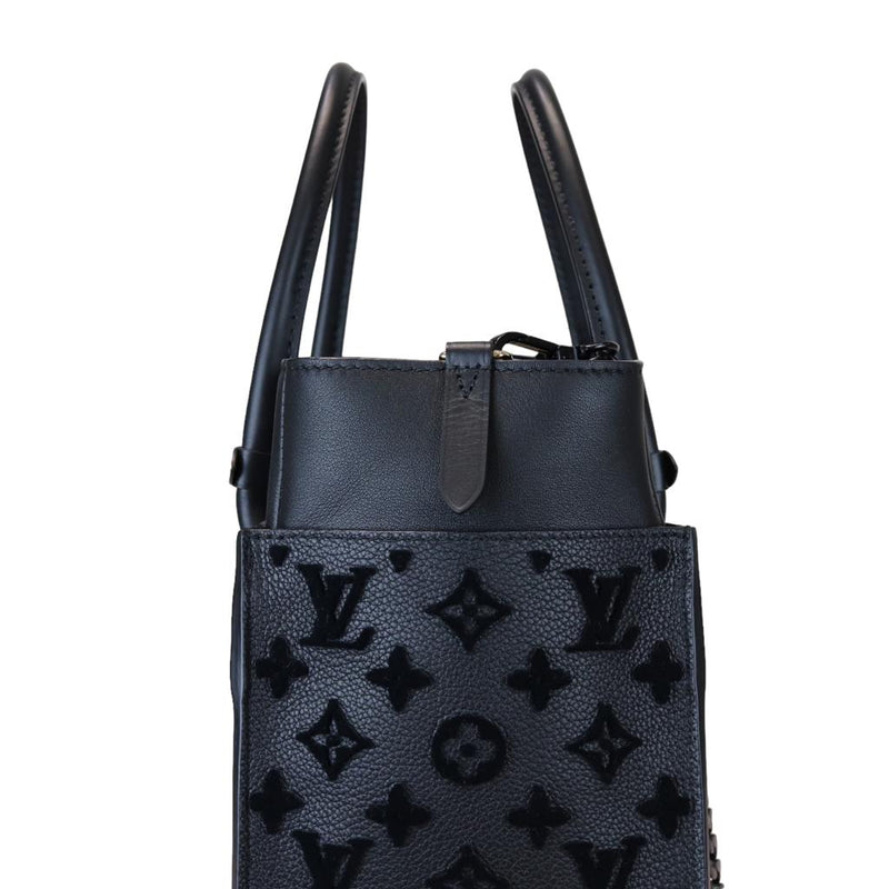 Louis Vuitton On My Side MM Monogram Tufting Shoulder Bag