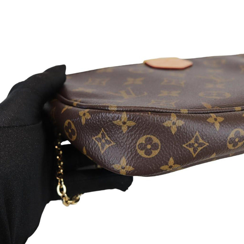 Louis Vuitton Maxi Multi Pochette Accessoires Shoulder Bag in Navy