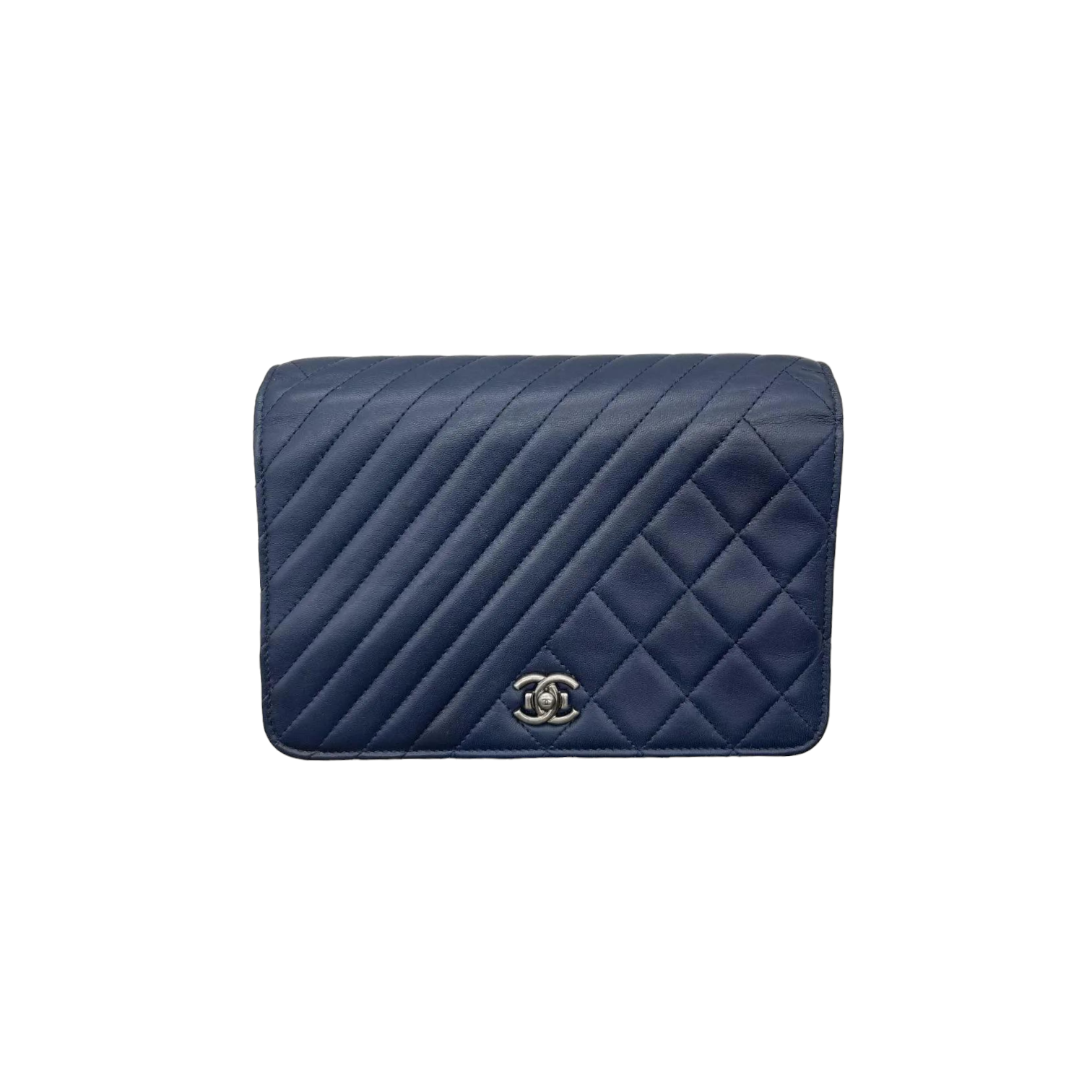 Chanel 19A Croc Embossed Calfskin Wallet on Chain