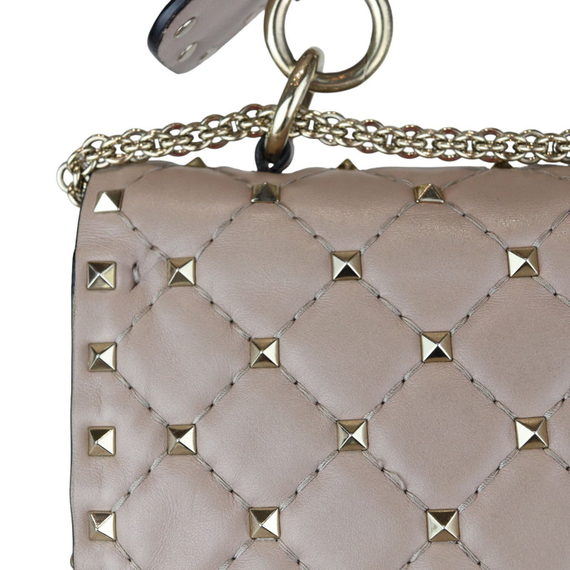 Rockstud Spike Shoulder Small Nappa Beige LGHW