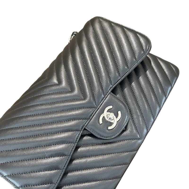 Jumbo Double Flap Caviar Chevron Quilted Black SHW