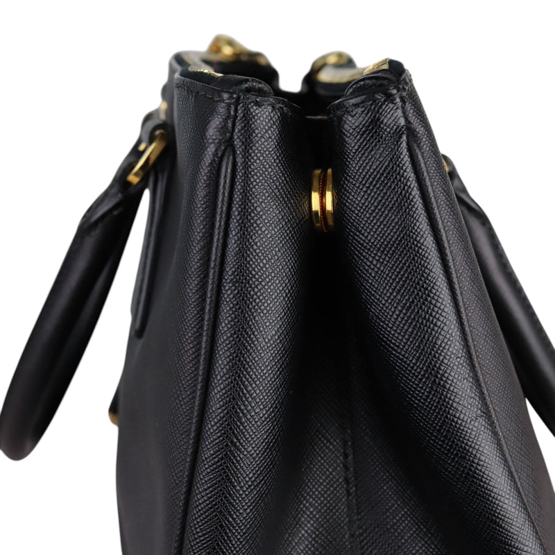 Galleria Double Zip Tote Small Saffiano Black GHW