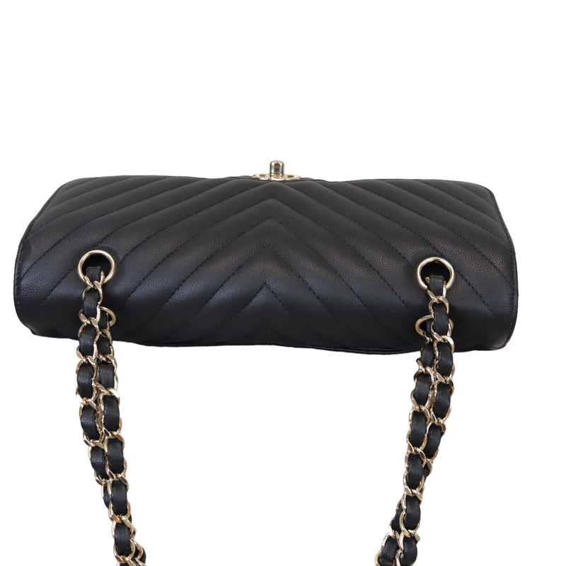 Classic Flap Medium Chevron Caviar Black GHW