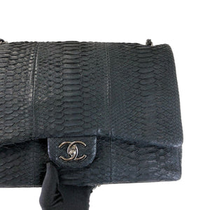 Maxi Double Flap Matte Python Black SHW