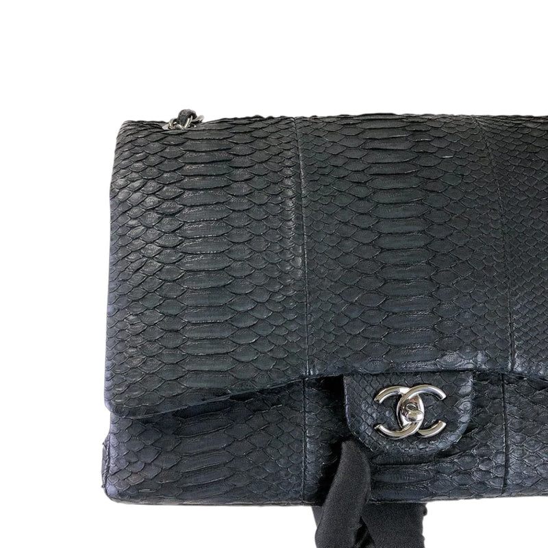 Maxi Double Flap Matte Python Black SHW