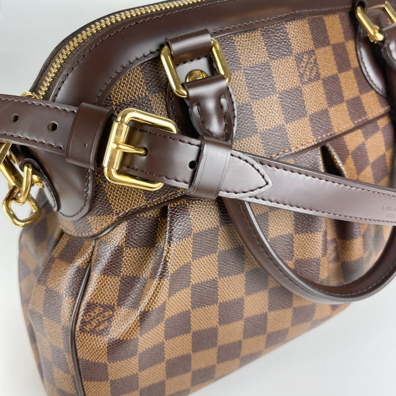 Louis Vuitton, Bags, Authentic Louis Vuitton Trevi Pm Damier Handbag