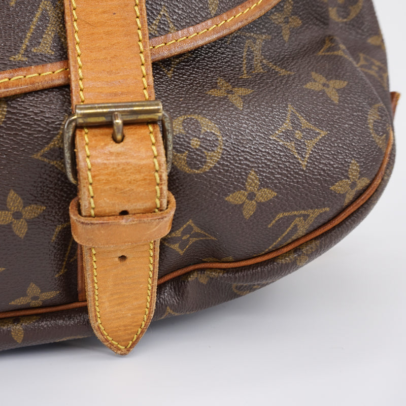 Auth Louis Vuitton Monogram Saumur 30 M42256 Women's Shoulder Bag