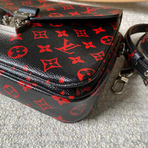 Monogram Infrarouge Pochette Metis