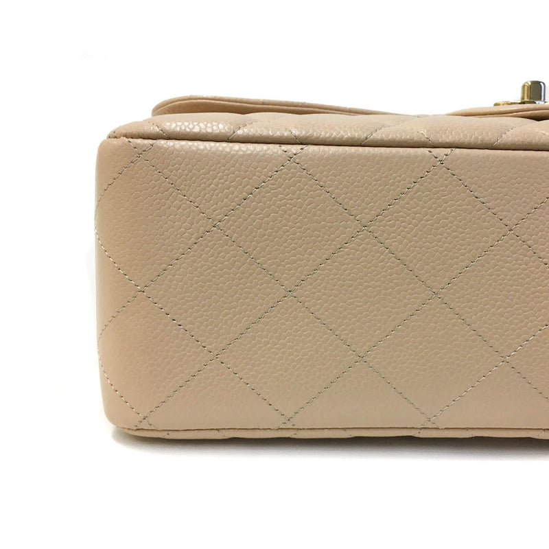 Double Flap Jumbo in Beige Caviar Leather