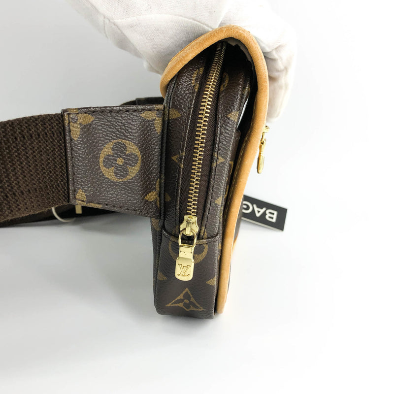 Louis Vuitton Monogram Customized Hearts Bosphore Bum Bag Fanny Pack Belt  Bag at 1stDibs