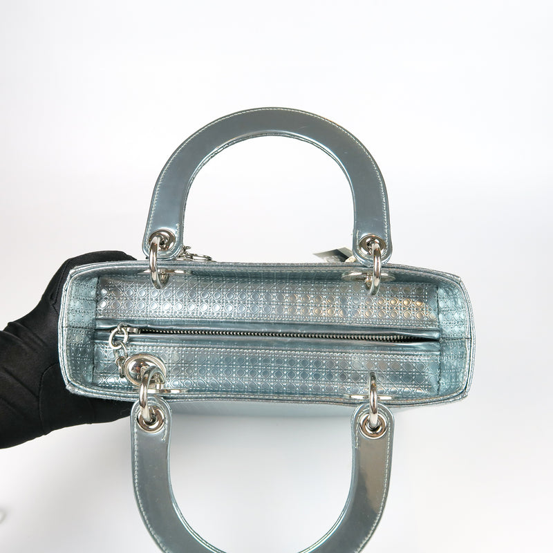 CHRISTIAN DIOR Metallic Patent Calfskin Medium Lady Dior Silver 1227367