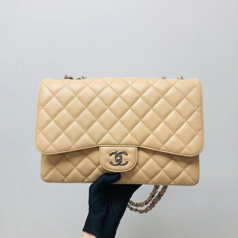 Jumbo Single Flap in Beige Caviar with SHW