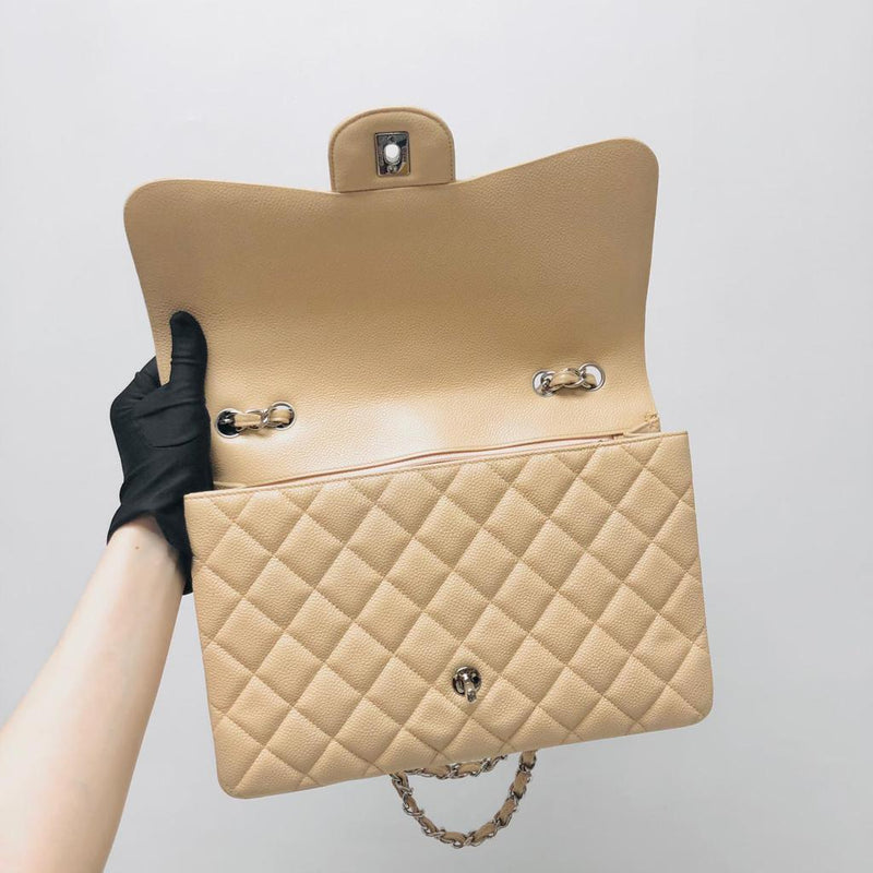 Jumbo Single Flap in Beige Caviar with SHW