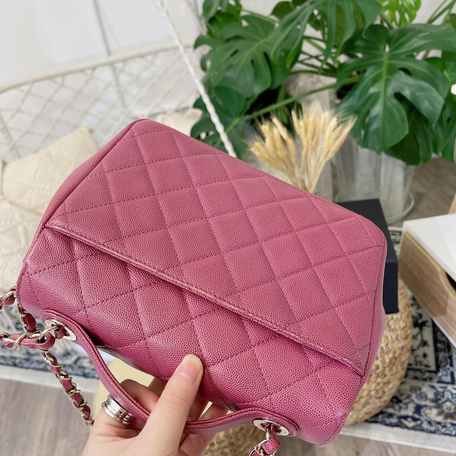 Chanel business affinity pink sale