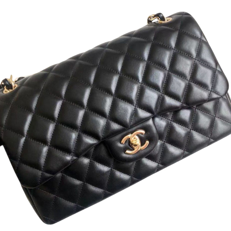 Classic Flap Jumbo Lambskin Black GHW