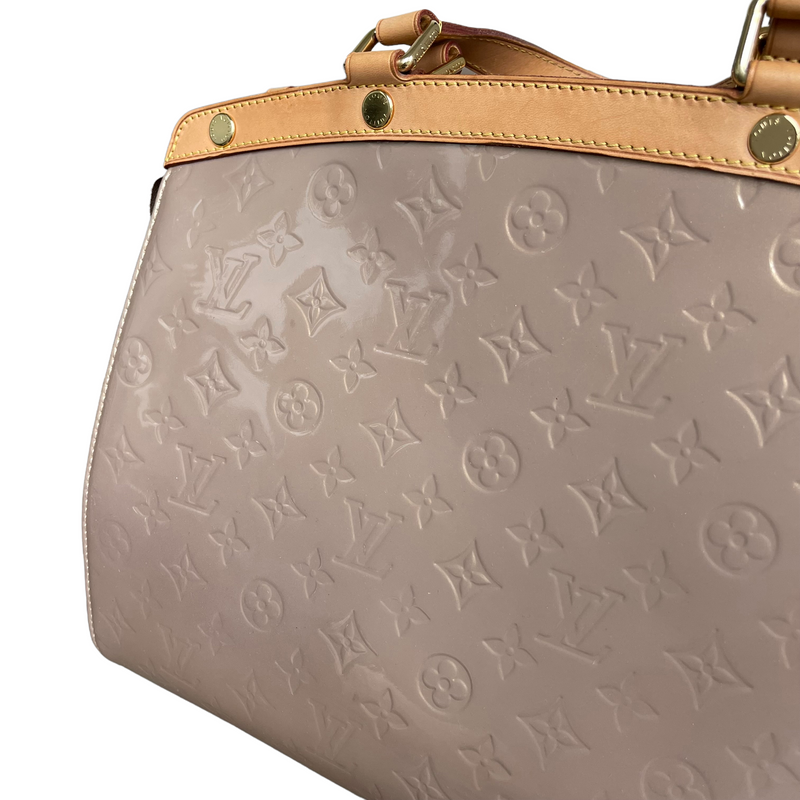 Louis Vuitton Beige Poudre Monogram Vernis Brea GM Bag