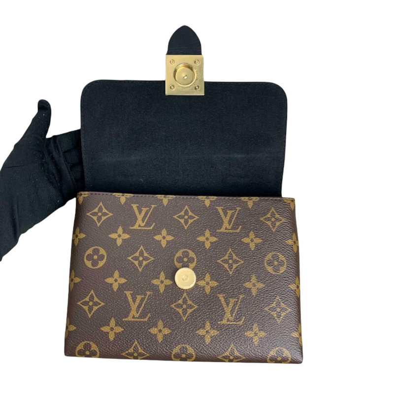 Authentic Louis Vuitton LV Locky BB Bag in black leather & monogram canvas,  Luxury, Bags & Wallets on Carousell