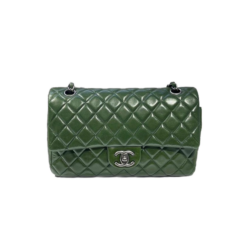 Classic Double Flap Medium Lambskin Green SHW