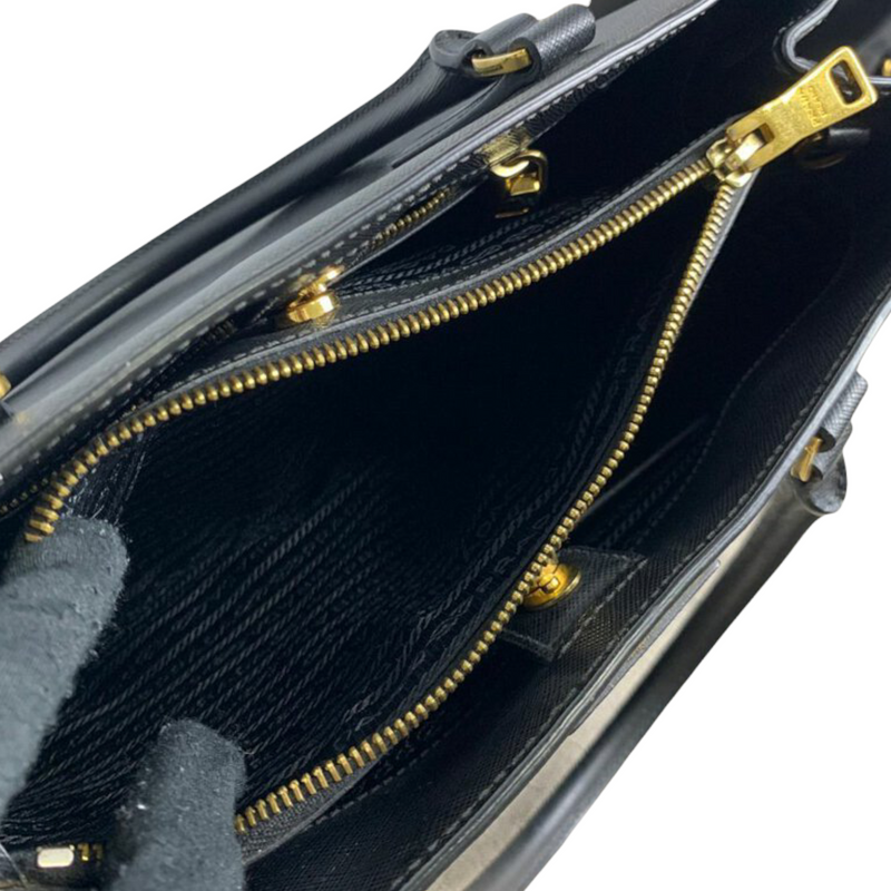 Large Saffiano Leather Prada Galleria Bag in BLACK