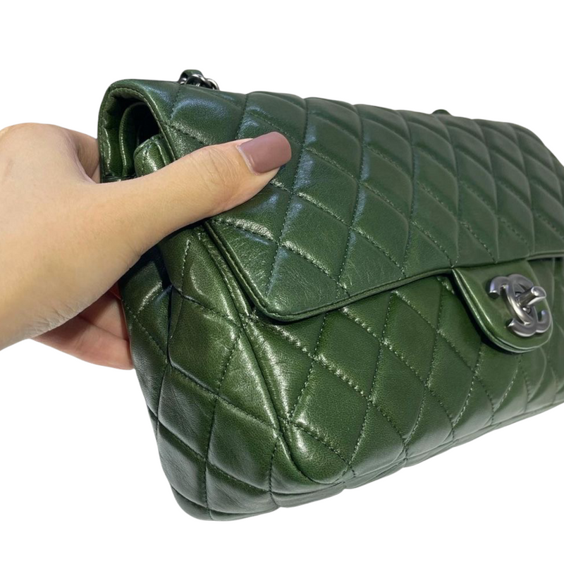 Classic Double Flap Medium Lambskin Green SHW