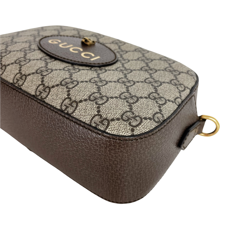 tas sling-bag Gucci Camera Bag Black GG Supreme Monogram Sling Bag