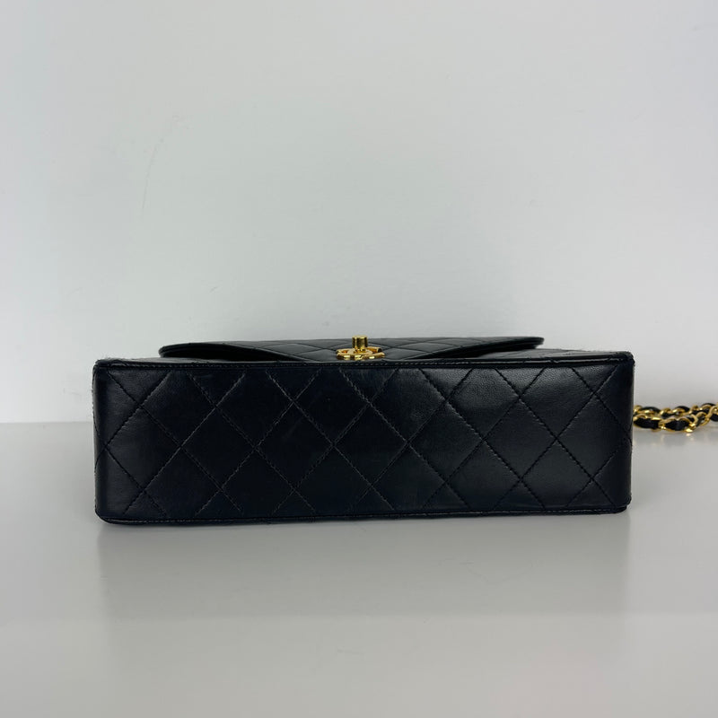 Vintage Flap Lambskin Black GHW