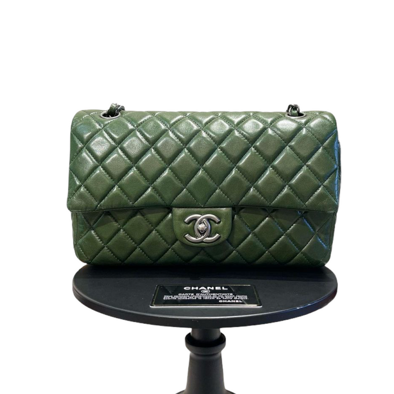 Classic Double Flap Medium Lambskin Green SHW