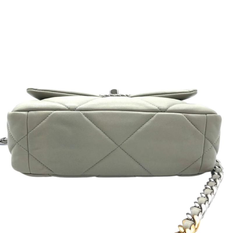 Chanel 19 leather handbag Chanel Grey in Leather - 24389949