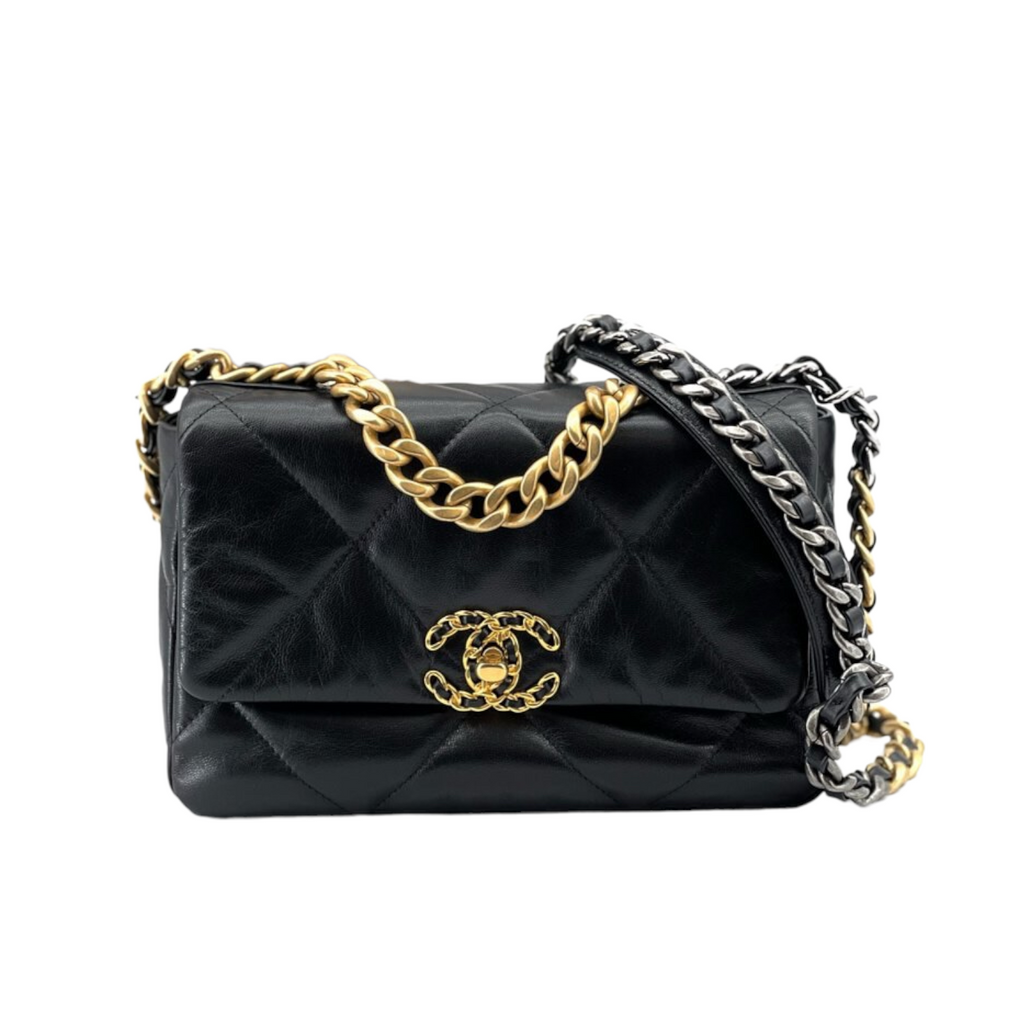 Small Chanel 19 Quilted Black MHW