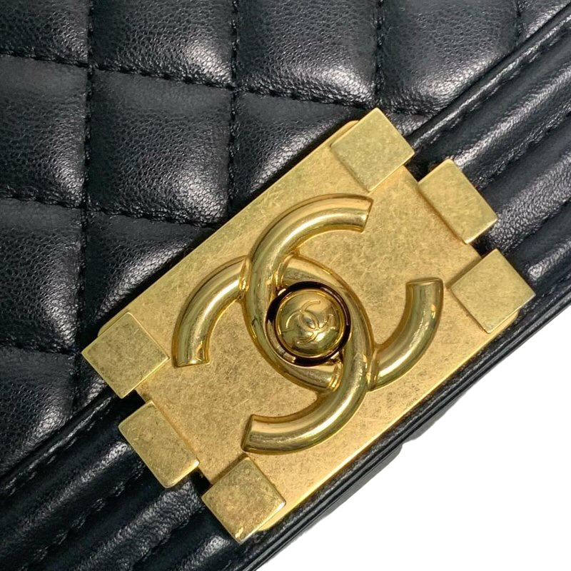 Boy Old Medium Lambskin Black GHW