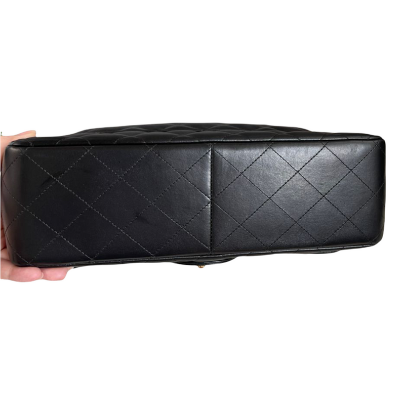 Classic Flap Jumbo Lambskin Black GHW